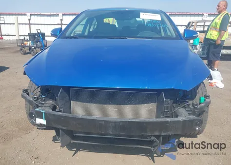 2017 Hyundai Elantra Limited from USA, damaged, VIN 5NPD84LF3HH069572